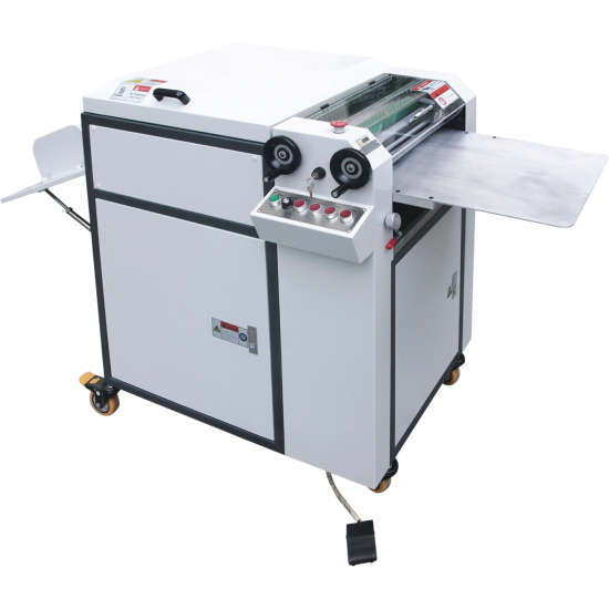 เครื่องเคลือบยูวี